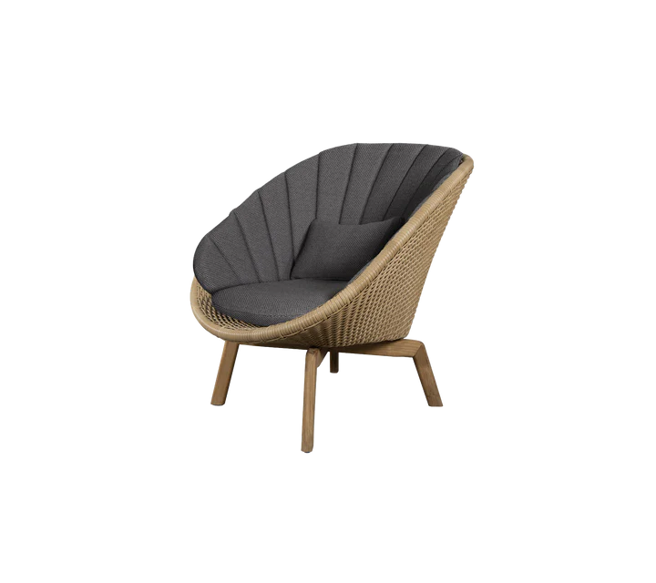 Cane-Line Peacock lounge chair