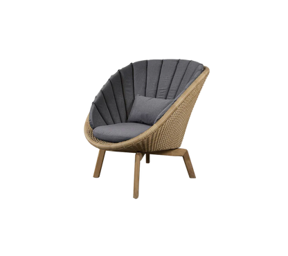 Cane-Line Peacock lounge chair