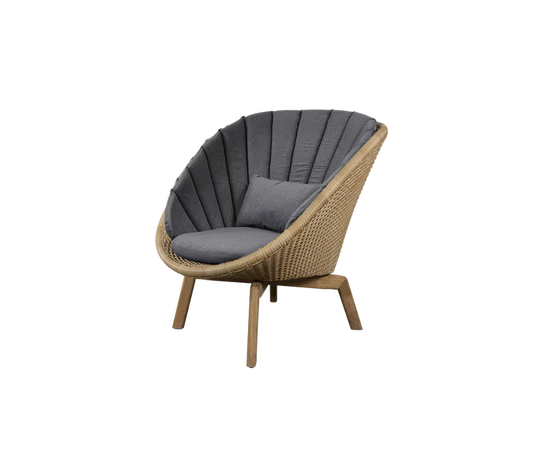 Cane-Line Peacock lounge chair