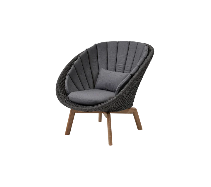 Cane-Line Peacock lounge chair