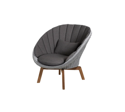 Cane-Line Peacock lounge chair