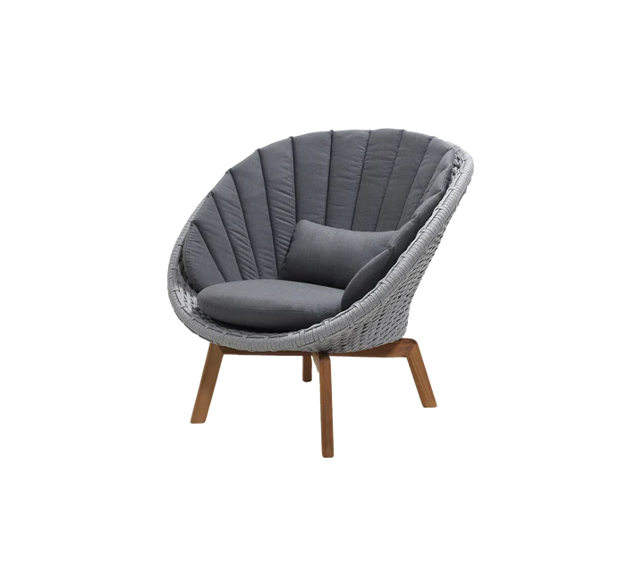 Cane-Line Peacock lounge chair